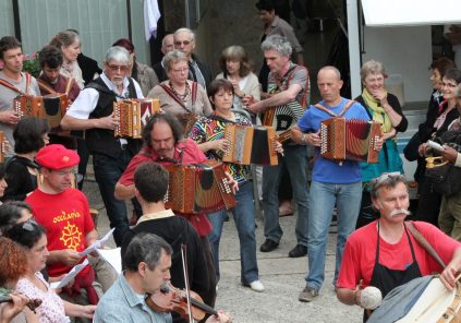 Festival hors les murs : Lo Rondèu