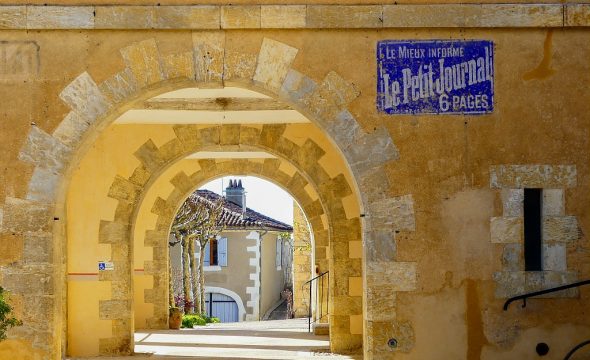 Découvrir Lavardens en famille avec la Cocotte à histoire(s) !