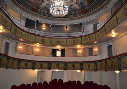 Théâtre : « La thérapie de la connerie »