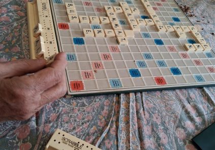Café et scrabble