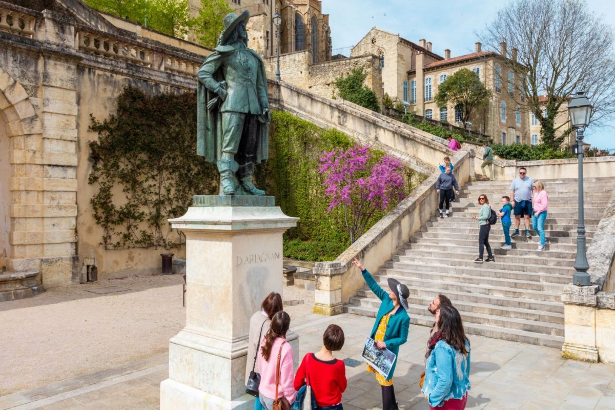 Visite guidée du cœur de ville d'Auch © Collection Tourisme Gers/Arnaud Späni