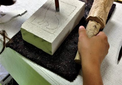 Atelier taille de pierre parents-enfants : Pierre-papier-ciseaux