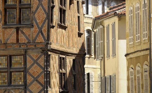 La rue Dessoles à Auch