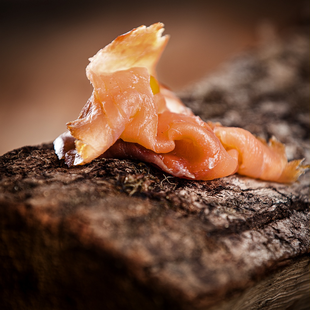 Smoked salmon from Fumaison Occitane