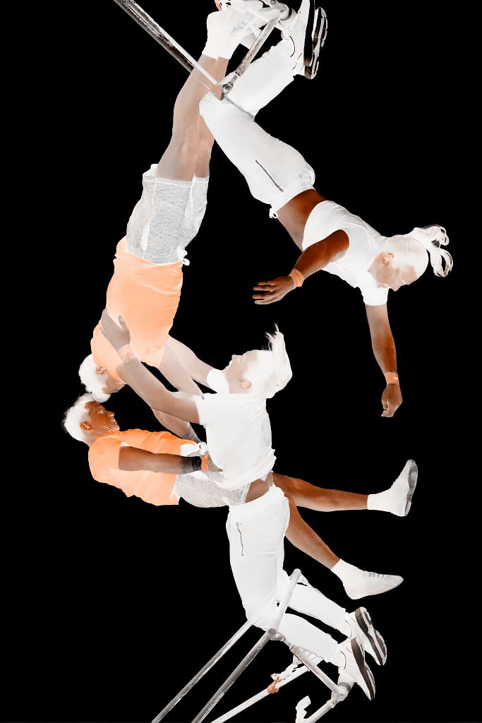 Spectacle Drop Compagnie Crazy R - Ryan Lavie photographe Drop Circa